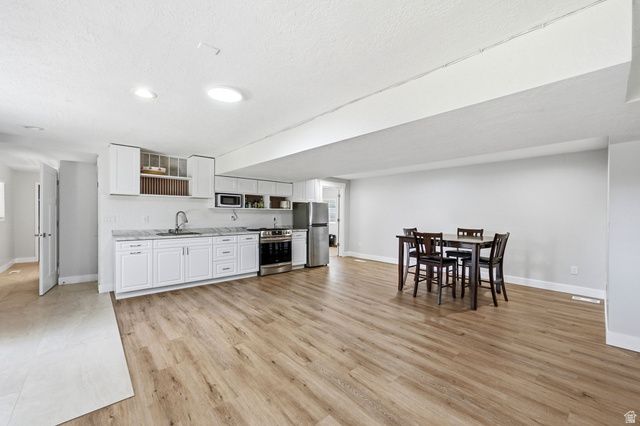 4612 S 600 E, Murray, UT 84107