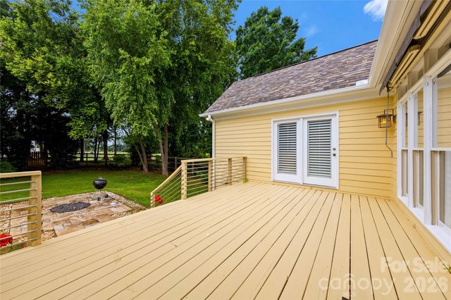 4123 Fairway Downs Court, Charlotte, NC 28277
