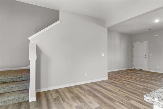 5670 Hillside Trail, Newburgh, IN 47630