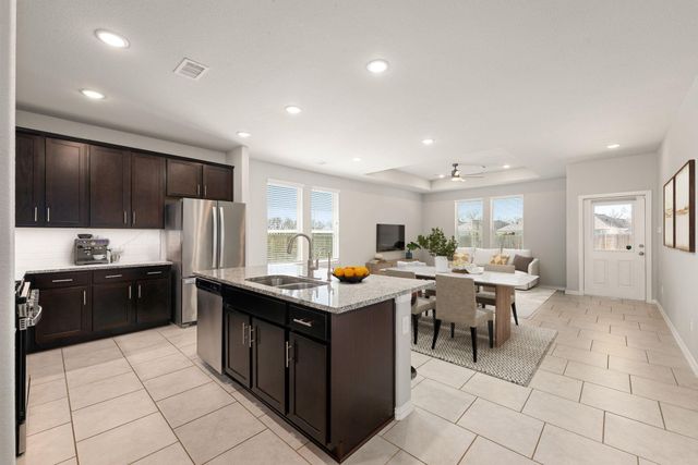 8414 Divot Trace, Fulshear, TX 77441