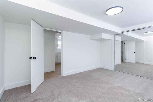 2435 Serra Drive, Sterling Heights, MI 48310