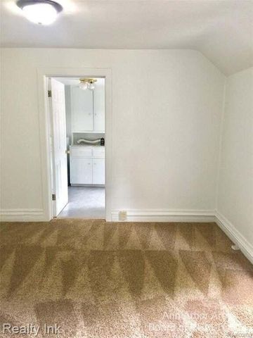 627 N Adams, Ypsilanti, MI 48197