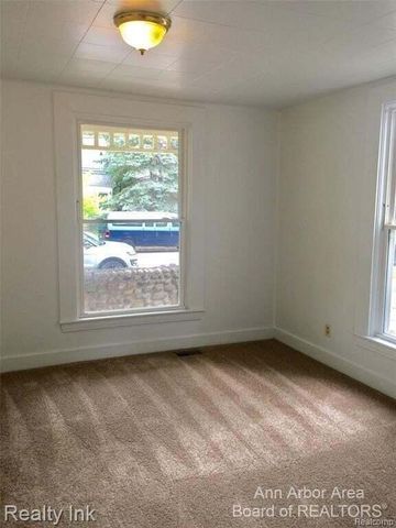 627 N Adams, Ypsilanti, MI 48197