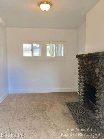 627 N Adams, Ypsilanti, MI 48197