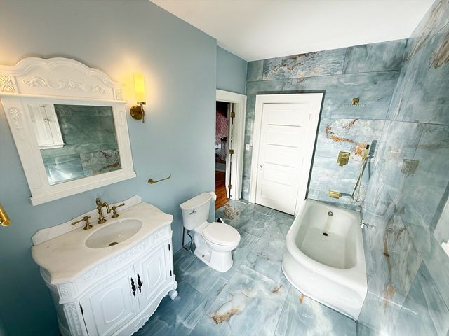 154 Prospect St, West Boylston, MA 01583