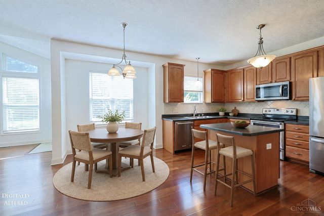 6469 Hampshire Trail, Liberty Twp, OH 45044
