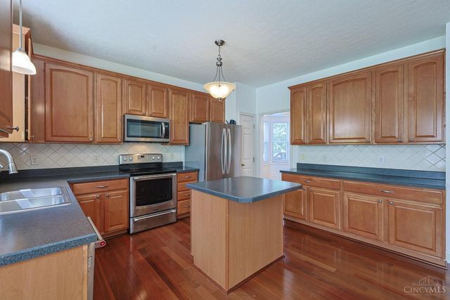 6469 Hampshire Trail, Liberty Twp, OH 45044