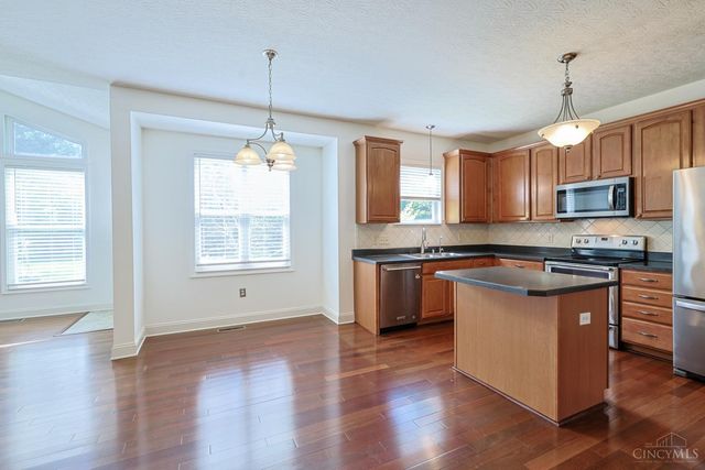 6469 Hampshire Trail, Liberty Twp, OH 45044