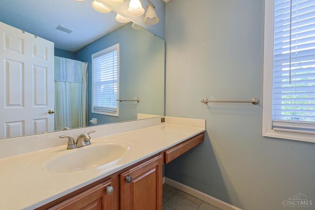 6469 Hampshire Trail, Liberty Twp, OH 45044