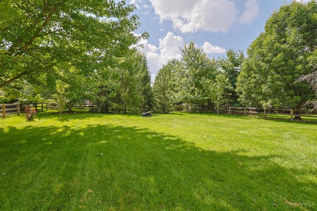 6469 Hampshire Trail, Liberty Twp, OH 45044