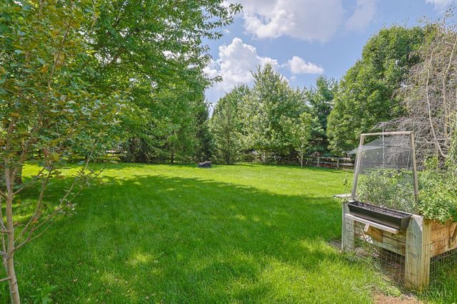 6469 Hampshire Trail, Liberty Twp, OH 45044