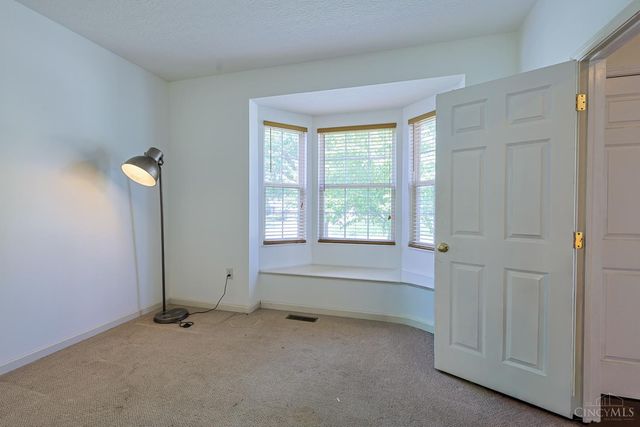 6469 Hampshire Trail, Liberty Twp, OH 45044