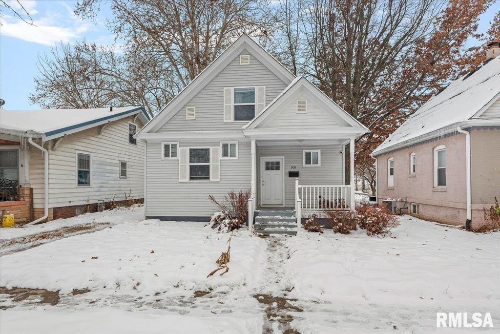 908 N WALNUT Street, Springfield, IL 62702