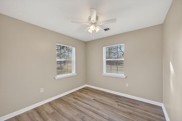 216 Williamsburg Street NE, Aiken, SC 29801