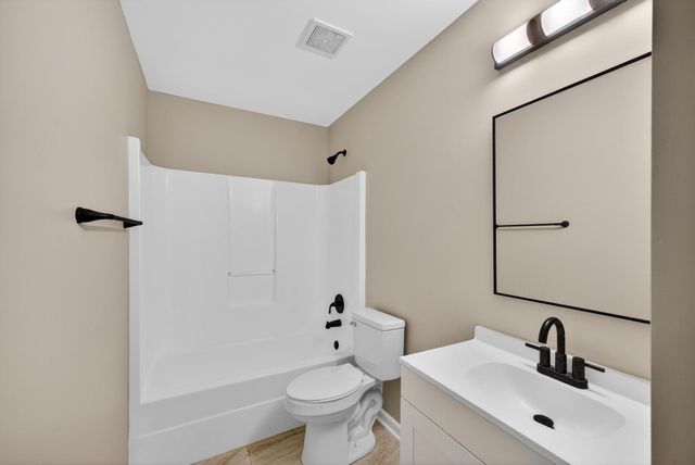 216 Williamsburg Street NE, Aiken, SC 29801