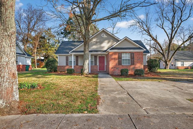 216 Williamsburg Street NE, Aiken, SC 29801