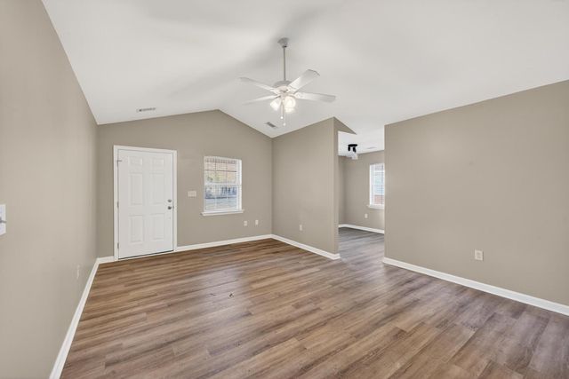 216 Williamsburg Street NE, Aiken, SC 29801