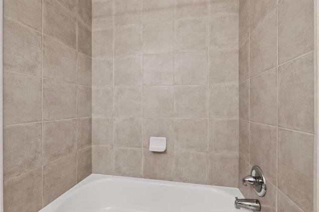 3829 Montgomery Boulevard NE APT 335, Albuquerque, NM 87109