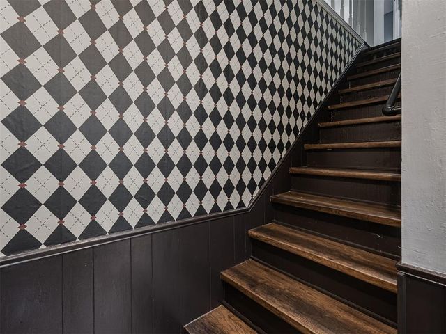 812 E Annie Court, Norman, OK 73069