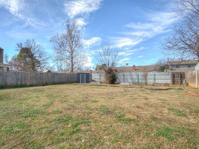 812 E Annie Court, Norman, OK 73069