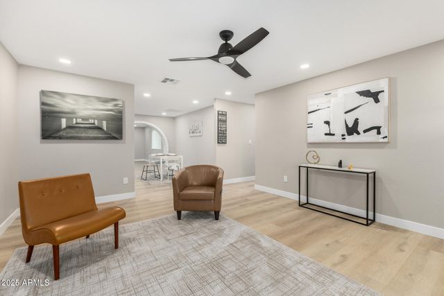 2011 N 51ST Drive, Phoenix, AZ 85035