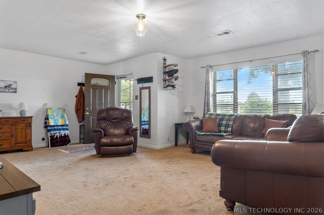 703 McCarley, Colbert, OK 74733