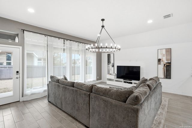 14107 Rio Lobo, San Antonio, TX 78254