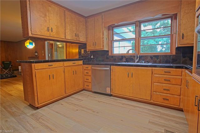 140 Frazier Street, Archdale, NC 27263