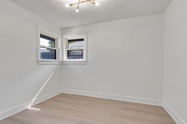 7715 S Kilpatrick Avenue, Chicago, IL 60652