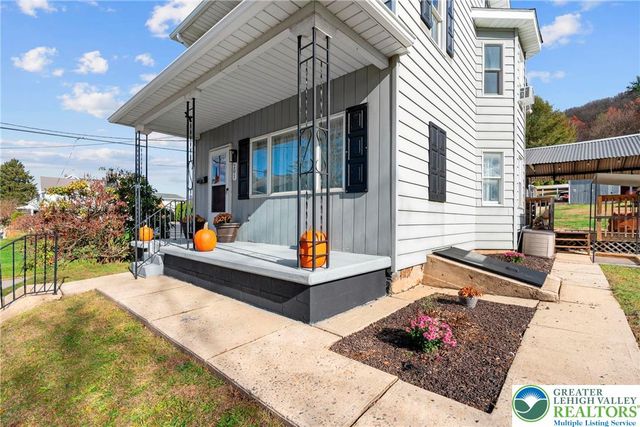 201 Fairview Street, Franklin Twp, PA 18235