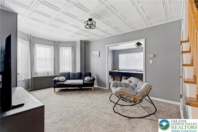 201 Fairview Street, Franklin Twp, PA 18235