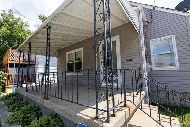 2117 Swayze Street, Flint, MI 48503