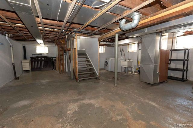 2117 Swayze Street, Flint, MI 48503