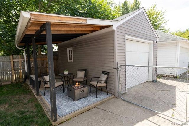 2117 Swayze Street, Flint, MI 48503