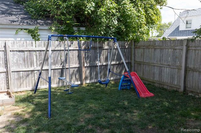 2117 Swayze Street, Flint, MI 48503