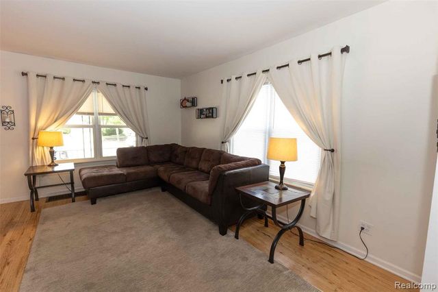 2117 Swayze Street, Flint, MI 48503
