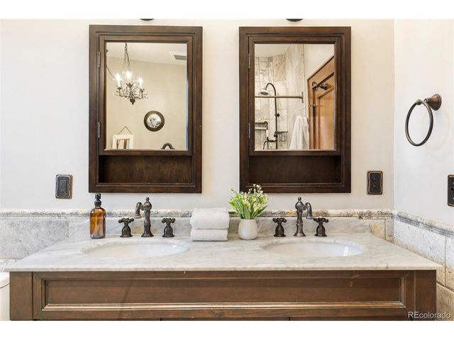 917 Cook St, Denver, CO 80206