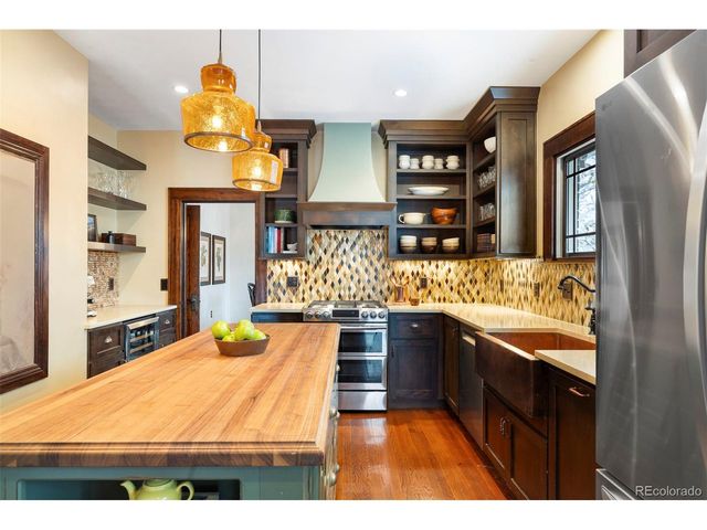 917 Cook St, Denver, CO 80206