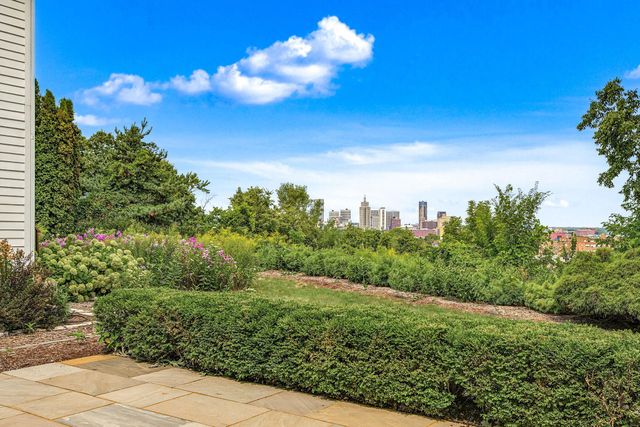 225 Mount Hope Drive, Saint Paul, MN 55107