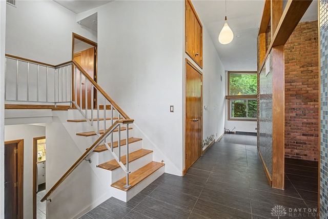 575 Eastdale Drive, Dayton, OH 45415