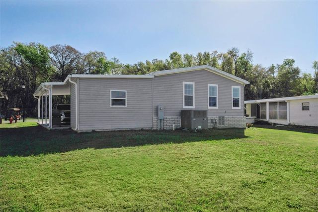 147 ROYAL PALM DRIVE, Leesburg, FL 34748