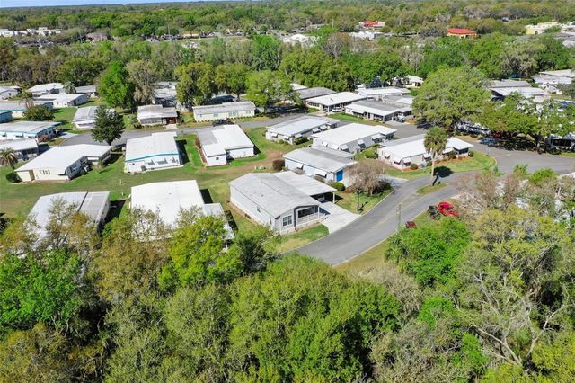 147 ROYAL PALM DRIVE, Leesburg, FL 34748