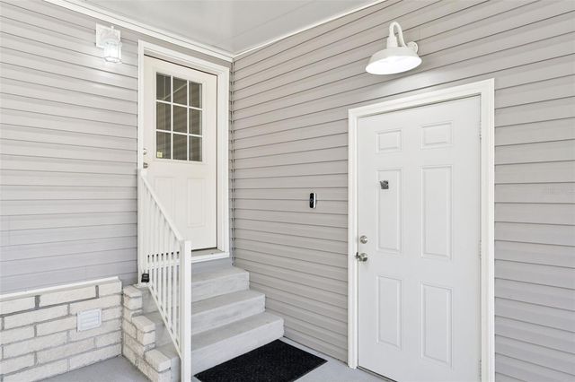 147 ROYAL PALM DRIVE, Leesburg, FL 34748