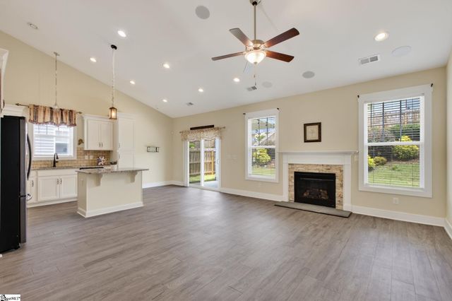 811 Abberly Trail, Greer, SC 29651