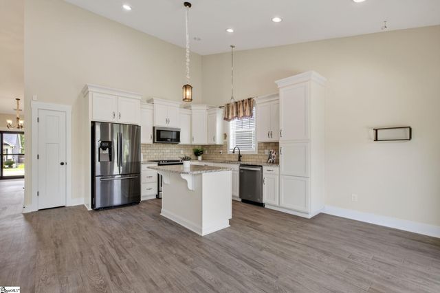 811 Abberly Trail, Greer, SC 29651