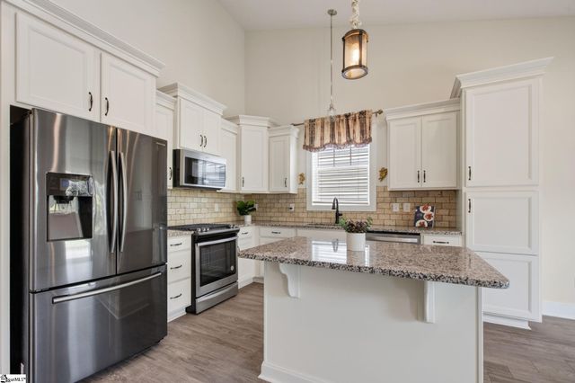 811 Abberly Trail, Greer, SC 29651