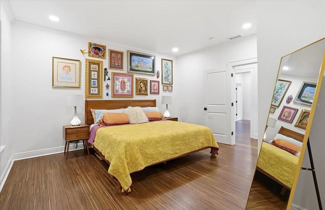 2313 W BRISTOL AVENUE, Tampa, FL 33609