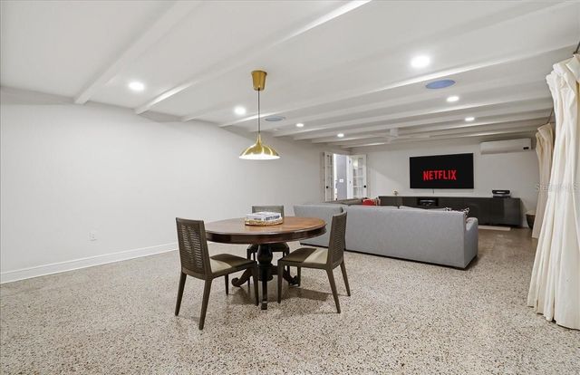 2313 W BRISTOL AVENUE, Tampa, FL 33609