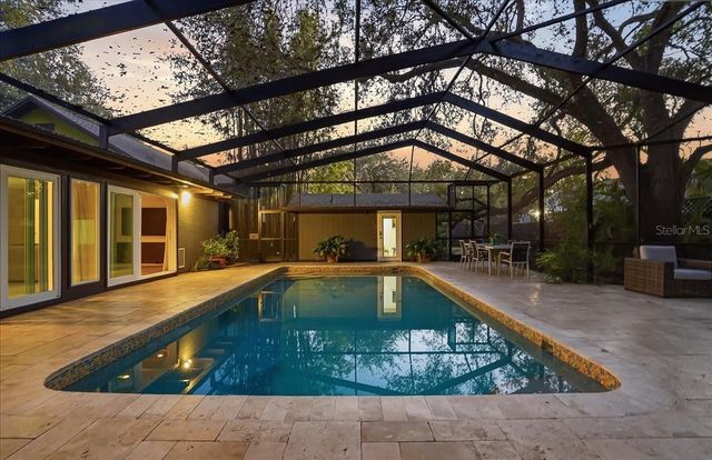 2313 W BRISTOL AVENUE, Tampa, FL 33609