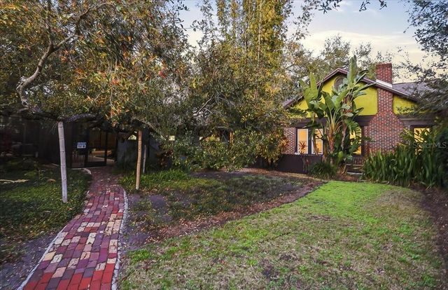 2313 W BRISTOL AVENUE, Tampa, FL 33609